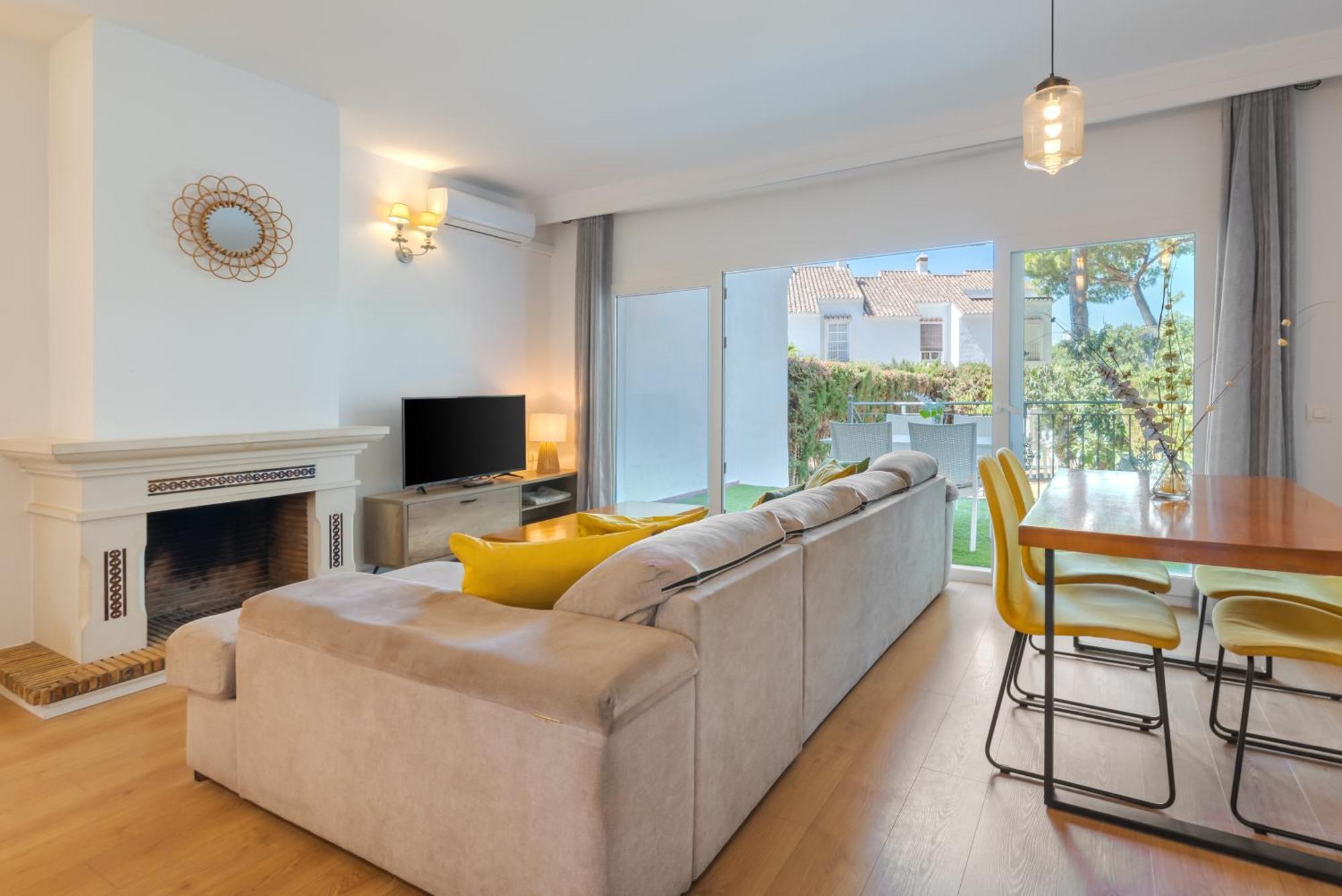 Wintowinrentals Townhouse, Pool & Beach Marbella Ngoại thất bức ảnh